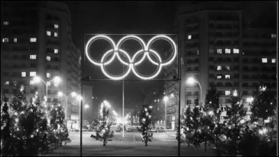 Qui avait déclaré fièrement " les Xe Jeux olympiques d'hiver de Grenoble sont ouverts" ?