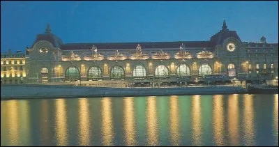 Quai Anatole-France.