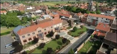 Ville des Hauts-de-France, dans l'arrondissement de Lens, Dourges se trouve dans le département ...