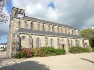 Voici l'église Sainte-Brigitte de Loperhet. Ville bretonne, dans l'arrondissement de Brest, elle se trouve dans le département ...