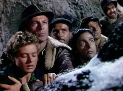 Gary Cooper et Ingrid Bergman, ensemble dans "l'Intrigante de Saratoga", ont interprété un autre film la même année : lequel ?