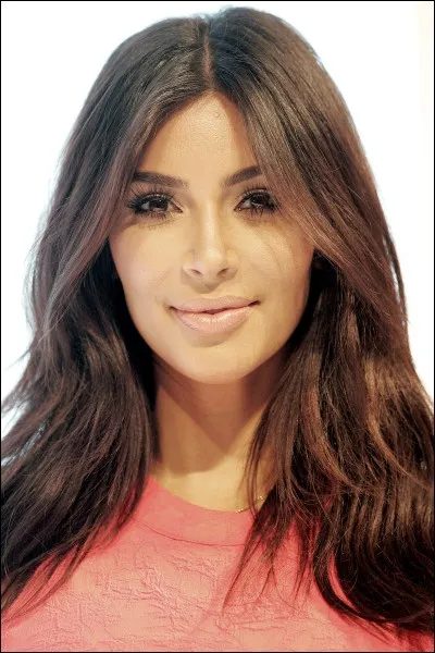 Quel âge a Kim Kardashian ? ... ans
