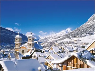 Où se trouve Serre-Chevalier ?