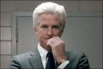 Comment s'appelle le père d'Eleven ?