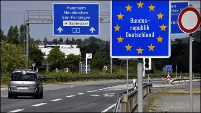 Combien de départements sont frontaliers de l'Allemagne ?