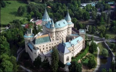 Où se trouve le château de Bojnice ?