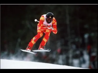 Ce Suisse a gagné la descente Olympique de Calgary. En carrière, il s'est illustré dans toutes les disciplines, 4 fois Champion du Monde en descente, 4 fois Champion au combiné.
À 27 ans seulement, il s'est retiré du cirque blanc mais, pas avant d'avoir remporté sa quatrième victoire au classement général, de la Coupe du monde en 1990.