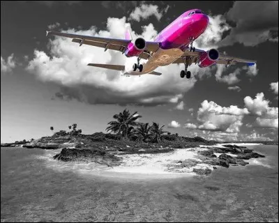 Qui a réalisé la première traversée de la mer Méditerranée, en septembre 1913 ?