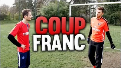 Qui, parmi ces personnages, est celui qui propose régulièrement des défis footballistiques à ses abonnés ?