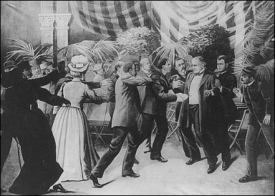 Théodore Roosevelt devient président des Etats-Unis, succédant à McKinley assassiné par un anarchiste; c'est aussi l'année de la création du parti radical, premier parti politique en France. En quelle année était-ce ?