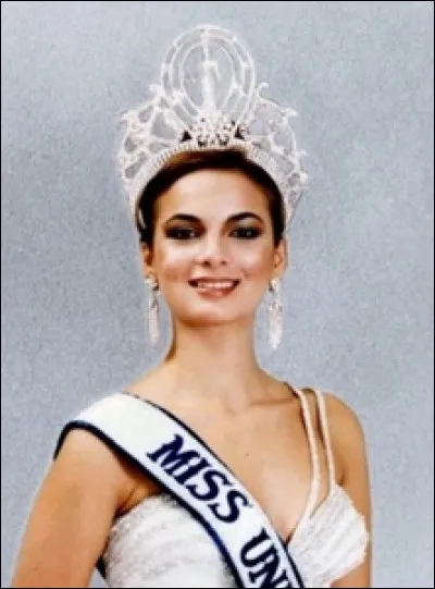 Maritza Sayalero Fernández est la 28ème Miss Univers (1979), quel pays représentait-elle ?