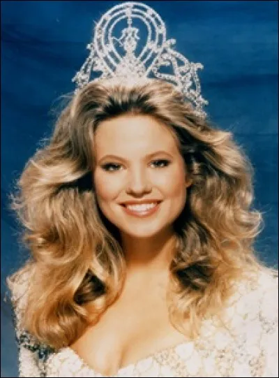 Angela Visser est la 38ème Miss Univers élue en 1989, quel pays représentait-elle ?
