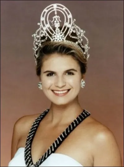 Michelle McLean est la 41ème Miss Univers élue en 1992, quel pays représentait-elle ?