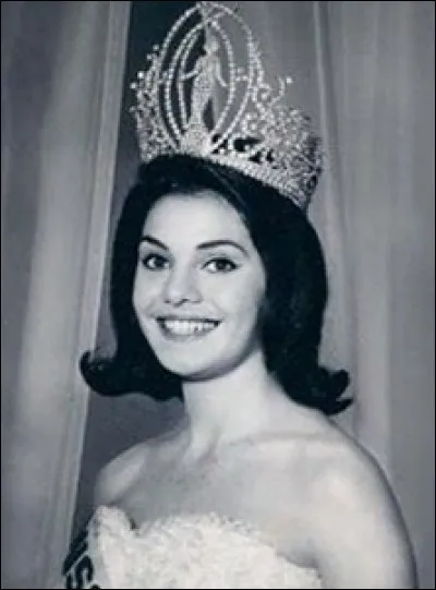 Iêda Maria Vargas, élue en 1963, est la 12e Miss Univers. Quel pays représentait-elle ?