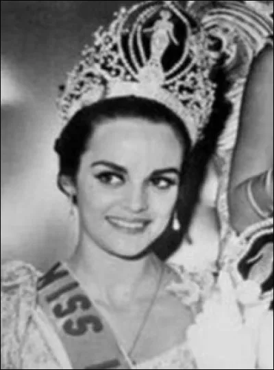Corinna Tsopei, élue en 1964, est la 13e Miss Univers. Quel pays représentait-elle ?
