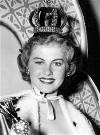 Armi Kuusela, élue en 1952, est la 1re Miss Univers. Quel pays représentait-elle ?