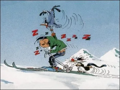 Quel animal Gaston a-t-il dressé pour le prévenir de la venue de Prunelle ?