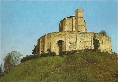 Le trésor des Templiers y serait caché.