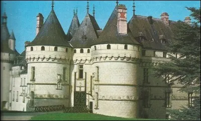 Il y a la chambre de Diane de Poitiers et celle de Catherine de Médicis.
