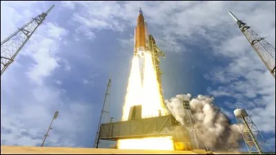 Quel pays va lancer le premier vol de la Space Launch System, Exploration Mission 1 ?