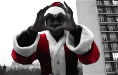 Complétez les paroles du refrain : "Personne te tend la main, la main
En gros t'es dans la merde, la merde
On n'est pas dans le monde (...)"