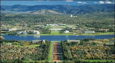 Le 1er janvier 1901, ce pays devient un Etat indépendant, membre du Commonwealth. De quel pays s'agit-il ?