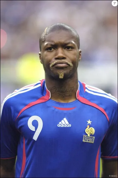 Où évoluait Djibril Cissé en 2010 ?