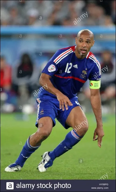 Combien de buts Thierry Henry a-t-il inscrits en équipe de France ?