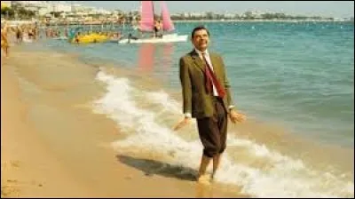 Où Mr Bean part-il en vacances dans le film "Les Vacances de Mr Bean" ?