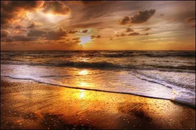 Quel jour de l'année le Soleil se couche-t-il le plus tôt ?