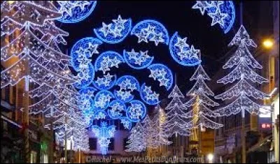 Je vous emmène en Franche-Comté, à la découverte des illuminations de Montbéliard. Nous serons dans le département ...