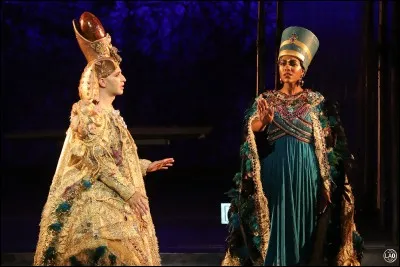 Couple mythique d'Égypte, qui eut l'audace de braver le puissant Dieu Amon. Qui sont-ils ?