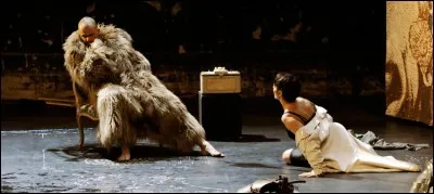 Cette épouse de Thésée, tomba amoureuse de son beau-fils Hippolyte. Celui-ci la repoussant, sera accusé de viol par cette dernière avant de se suicider. Qui est-elle ?