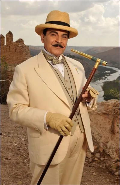 Qui a écrit "Les Vacances d'Hercule Poirot" ?
