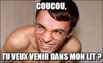 Qui est le mec chelou (le mec qui ressemble a Harry Potter) ?