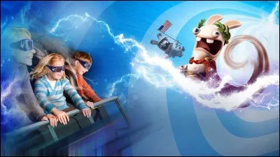 Dans ce parc d'attractions situé près de Poitiers, on trouve de nombreuses attractions futuristes. L'une des dernières nouveautés est "la machine à remonter le temps avec les Lapins Crétins". Parmi les incontournables, il y a bien sûr la "Vienne dynamique" avec l'arbre qui nous éternue dessus ou bien le "8e continent" pour sauver les mers de la pollution. Quel est le nom de ce parc ?