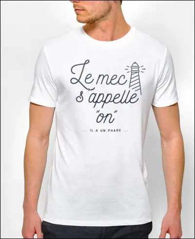 Que porte souvent Oxi ?