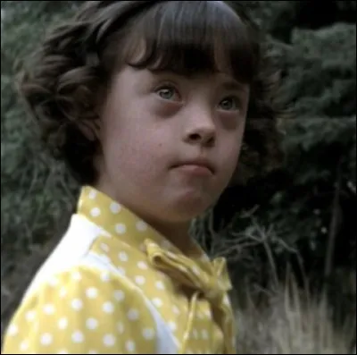 Qui est cette petite fille toute mignone ?