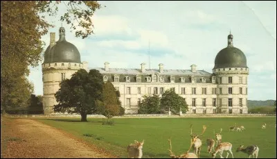 Il fut acheté en 1803 par le "Diable boiteux" ; c'est le château de :