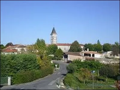 Village de potiers, en Charente-Maritime, La Chapelle-des-Pots se trouve en région ...