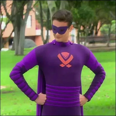 Qui s'est fait passer pour Andromax la toute première fois ?