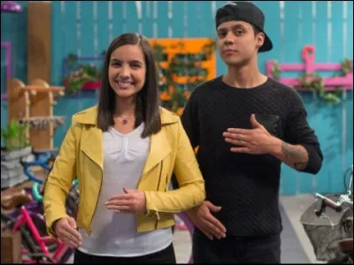 Qui est le garçon derrière Franky ?