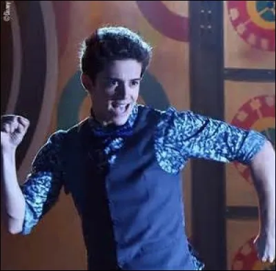 Pourquoi y a-t-il un conflit entre Matteo et son père ?
(2 réponses possibles)