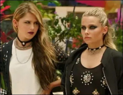 Comment s'appelle l'équipe adversaire du Jam & Roller lors des deux dernières compétitions de la saison 2 ?