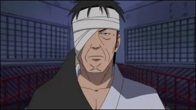 De combien de Sharigans, le bras de Danzô dispose-t-il ?