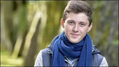 Comment s'appelle ce garçon ?