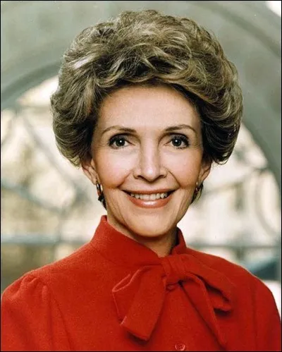 À sa mort, Nancy Reagan avait...