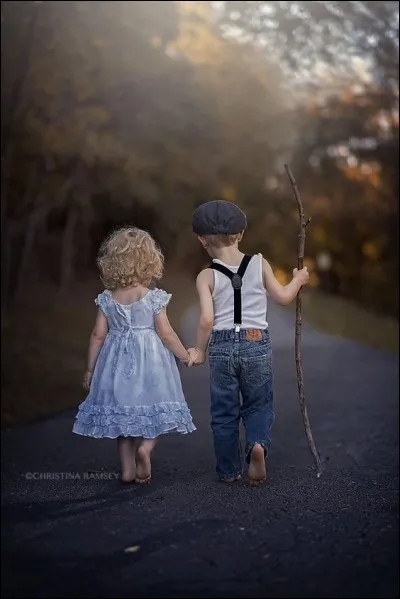 Dans le film "Jeux Interdits", comment s'appelait la petite fille incarnée par Brigitte Fossey ?