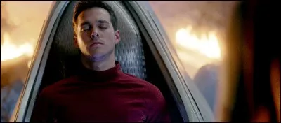 Dans quel épisode et dans quelle saison une capsule kryptonienne s'es-elle écrasée à National City ?