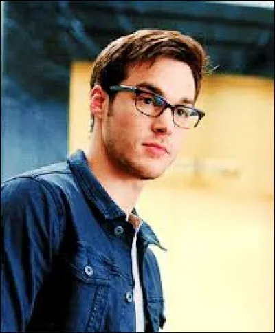 Qui est dans cette capsule ?